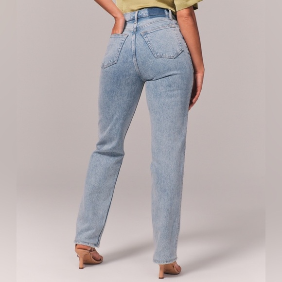 Abercrombie Ultra High Rise 90s Straight Jean - Picture 3 of 12